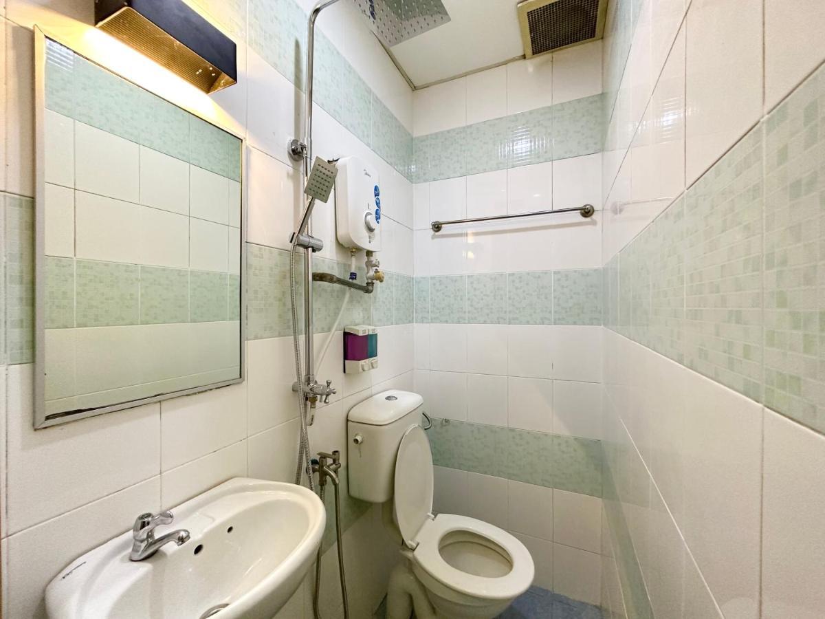 Hotel Tourist Kota Kinabalu Buitenkant foto