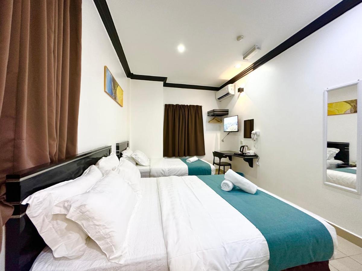 Hotel Tourist Kota Kinabalu Buitenkant foto