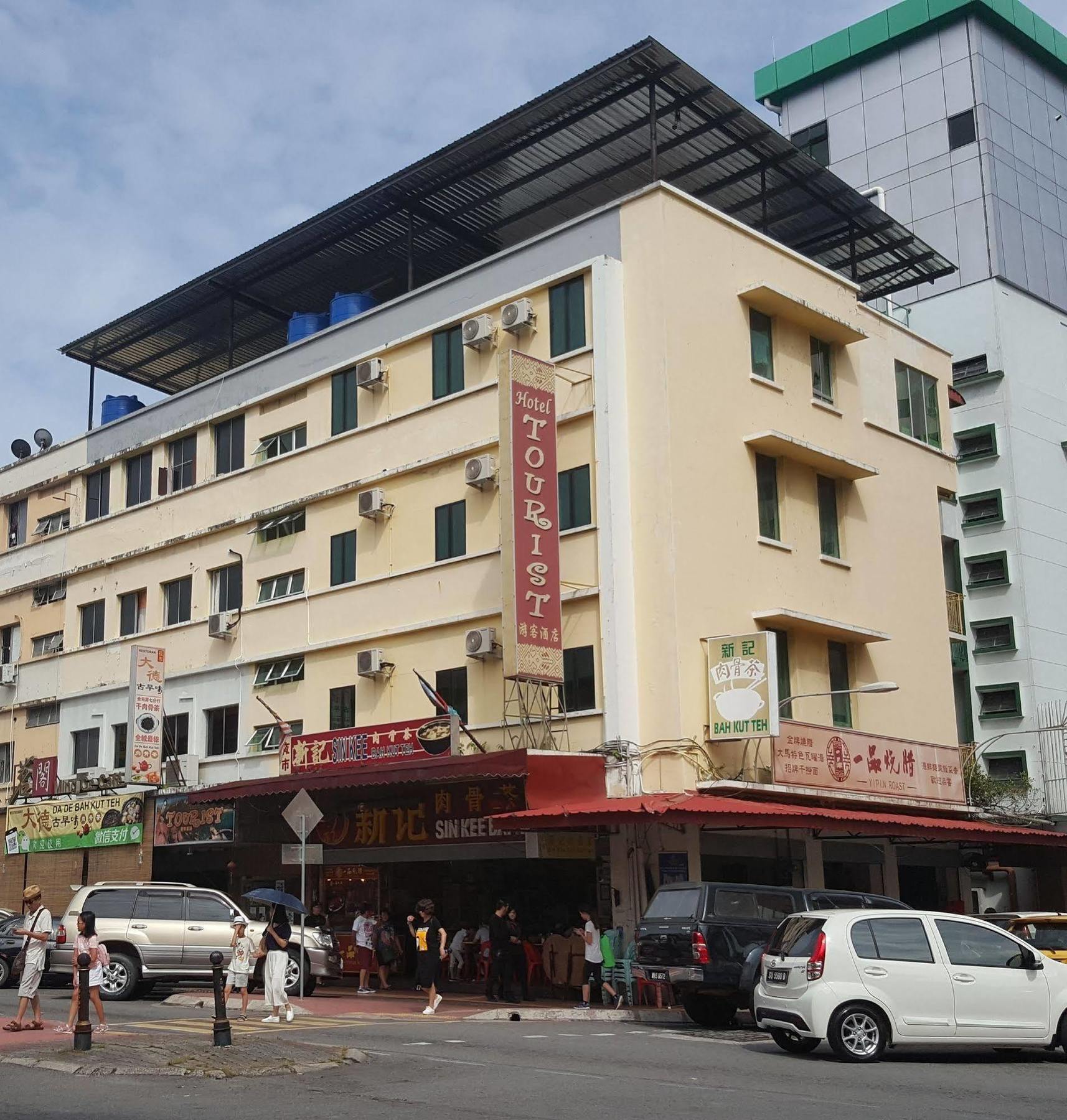 Hotel Tourist Kota Kinabalu Buitenkant foto
